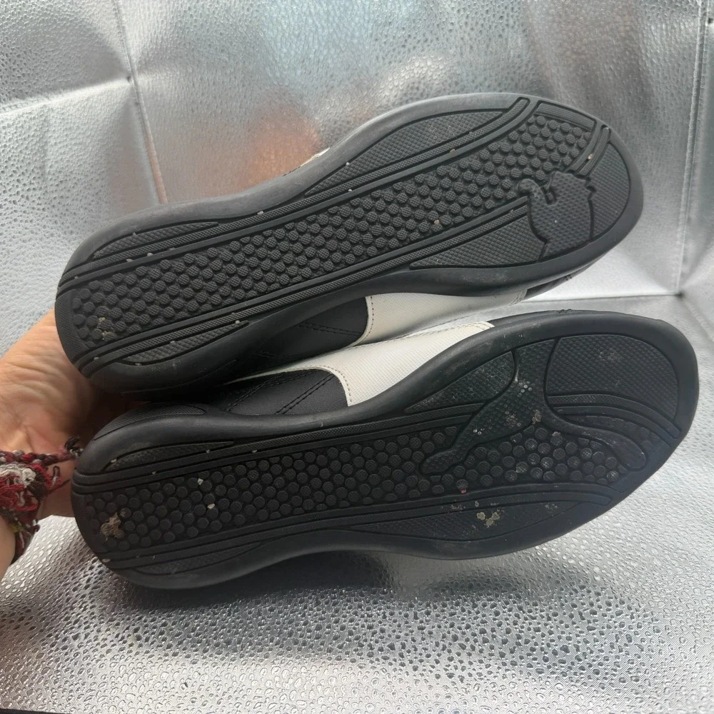 Size 6 Puma Tune Cat‎ 3 Black White Kids Jogging Sneakers Soccer 361208-02